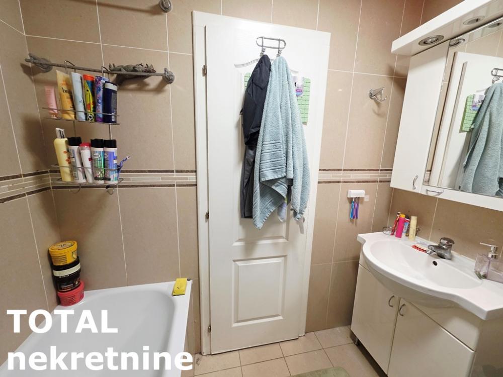 Slika 9 - Stan,NOVI SAD,NOVO NASELJE - ŠARENGRAD,kv: 59.00, € 145000, ID: 1102396