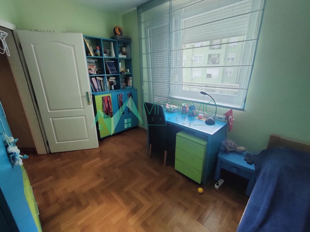 Slika 10 - Prodaja prelepog četvorosobnog stana na Grbavici! 112m2. Uknjižen! 