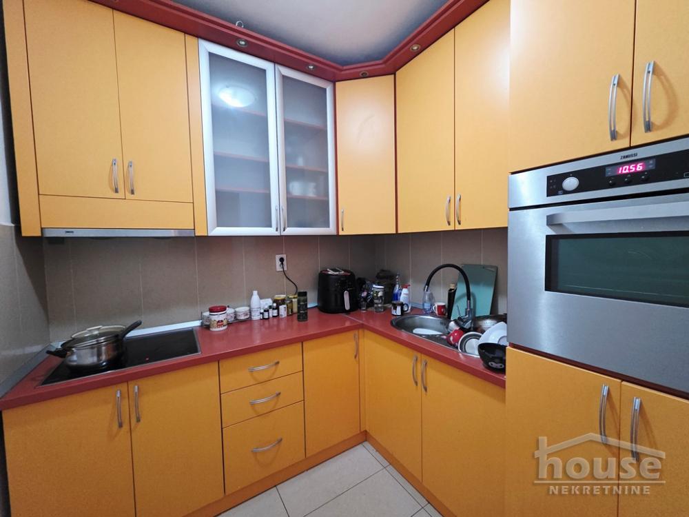 Slika 3 - Stan,NOVI SAD,NOVO NASELJE - ŠARENGRAD,kv: 59.00, € 145000, ID: 1065548