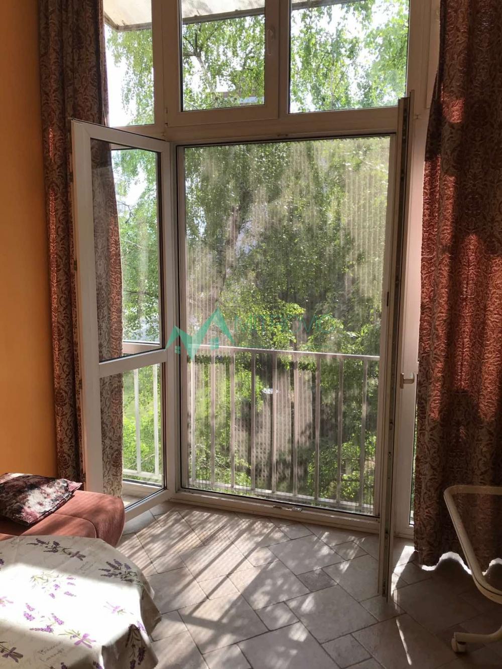 Slika 2 - FENOMENALAN JEDNOSOBAN SALONSKI STAN U CENTRU – KEJ- izuzetna ponuda 