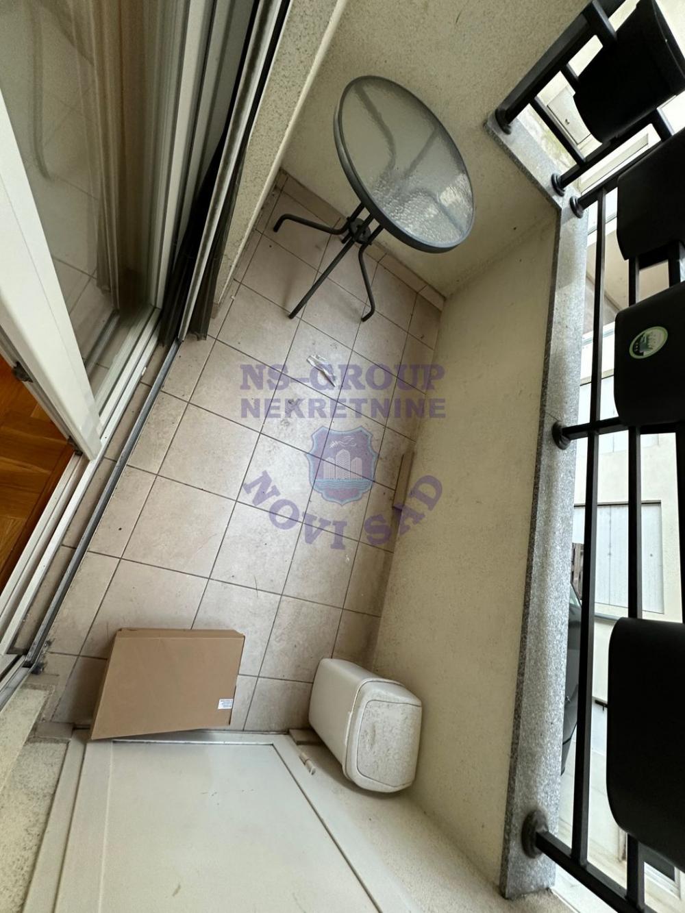 Slika 11 - Odličan, kompletno namešten trosoban stan na Novoj Detelinari