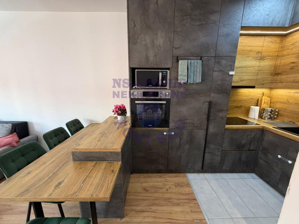 Slika 9 - Četvoroiposoban, 71m2, Adice Novi Sad, sa terasom