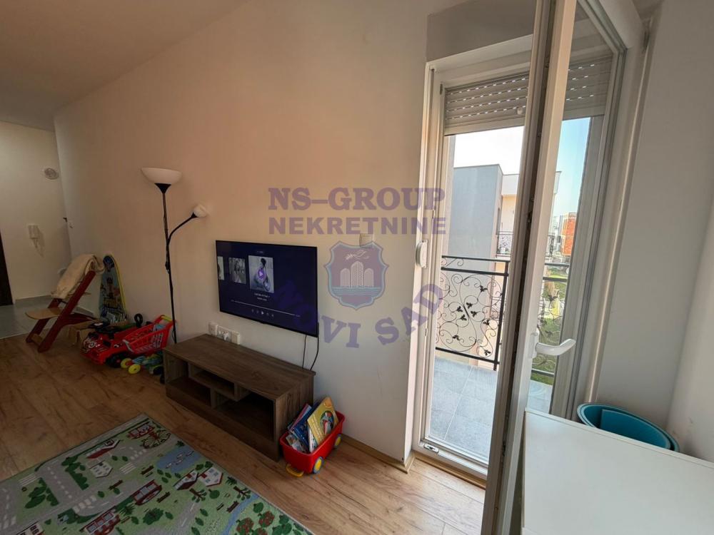 Slika 8 - Četvoroiposoban, 71m2, Adice Novi Sad, sa terasom