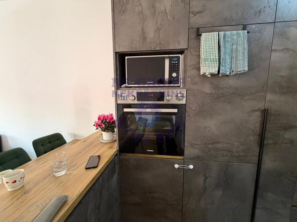 Glavna slika -Četvoroiposoban, 71m2, Adice Novi Sad, sa terasom