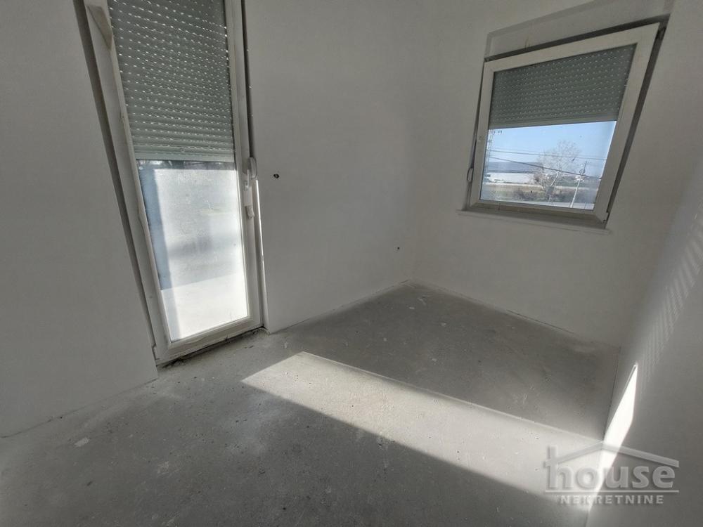 Slika 5 - Stan,NOVI SAD,ADICE,kv: 43.00, € 95000, ID: 1065287