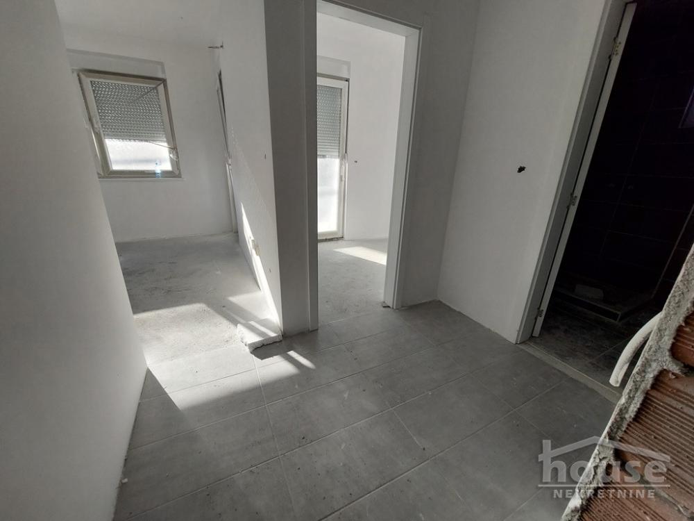 Slika 3 - Stan,NOVI SAD,ADICE,kv: 43.00, € 95000, ID: 1065287