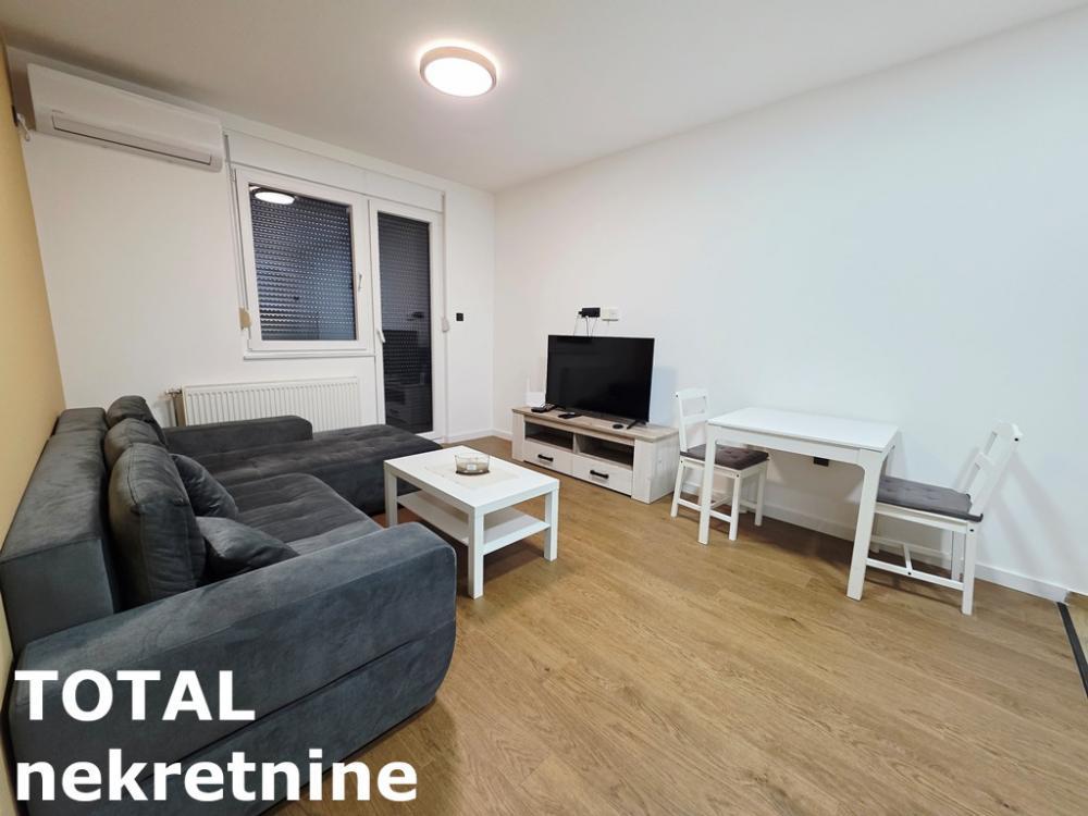 Glavna slika -Stan,NOVI SAD,PODBARA,kv: 38.00, € 133500, ID: 1102395