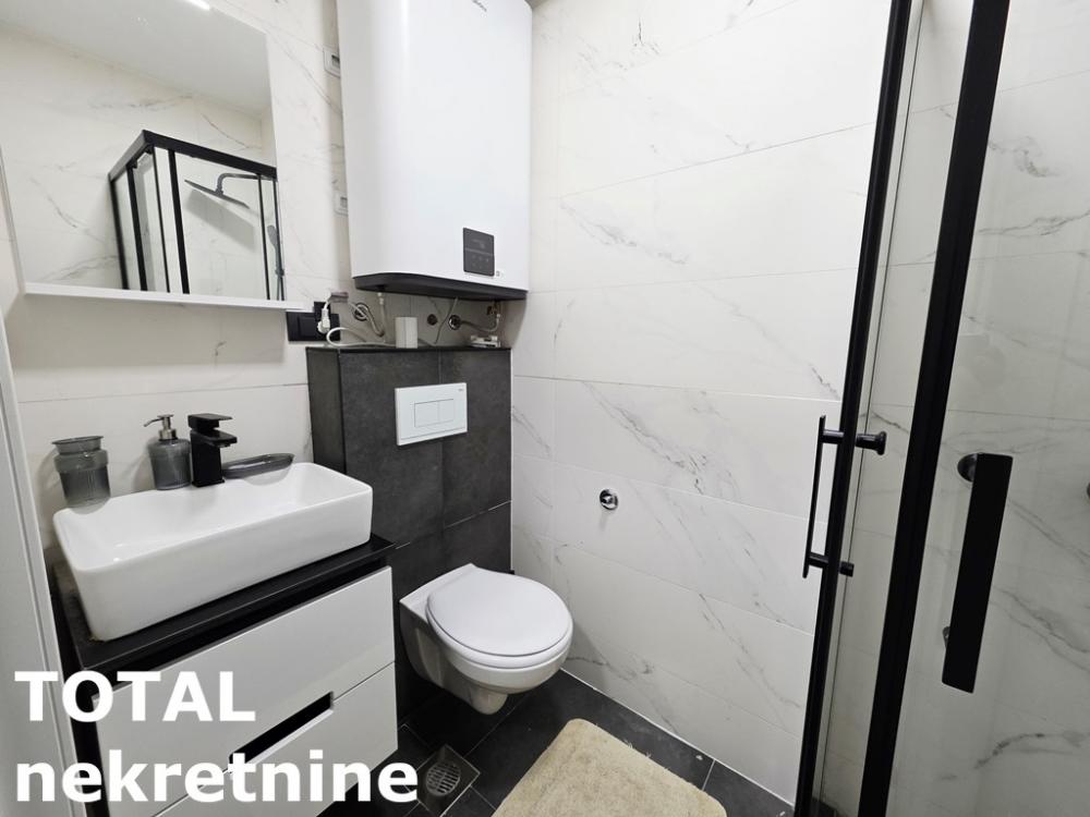 Slika 11 - Stan,NOVI SAD,PODBARA,kv: 38.00, € 133500, ID: 1102395