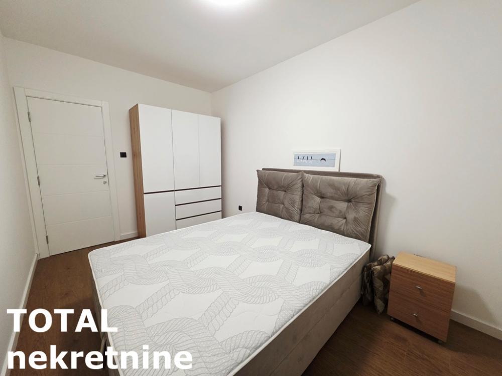 Slika 8 - Stan,NOVI SAD,PODBARA,kv: 38.00, € 133500, ID: 1102395