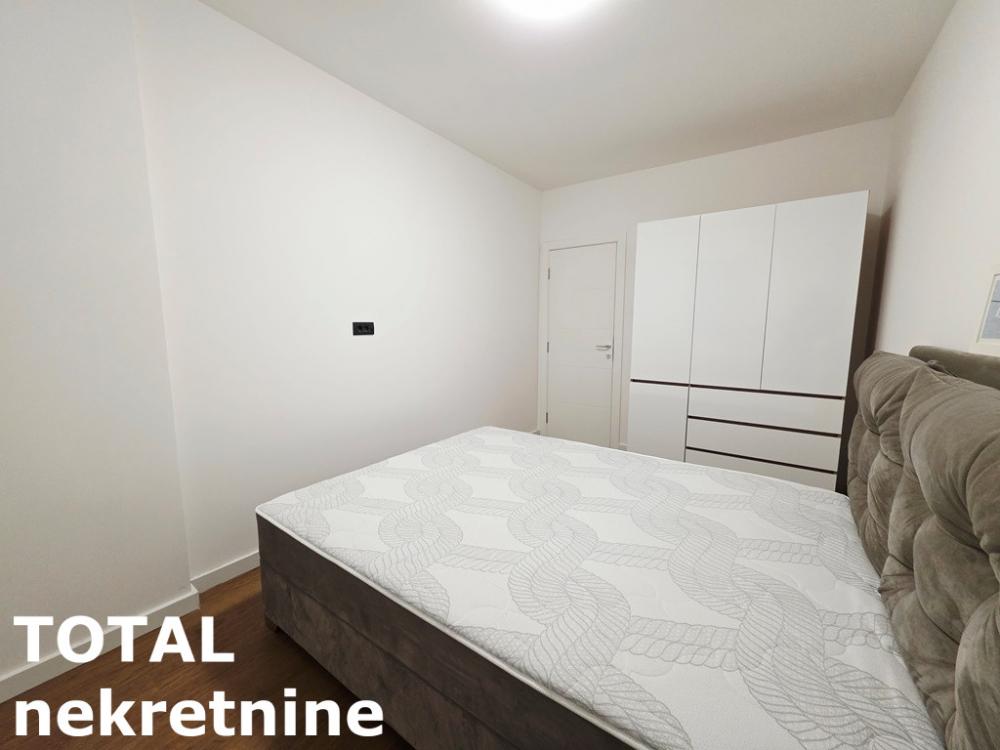 Slika 9 - Stan,NOVI SAD,PODBARA,kv: 38.00, € 133500, ID: 1102395