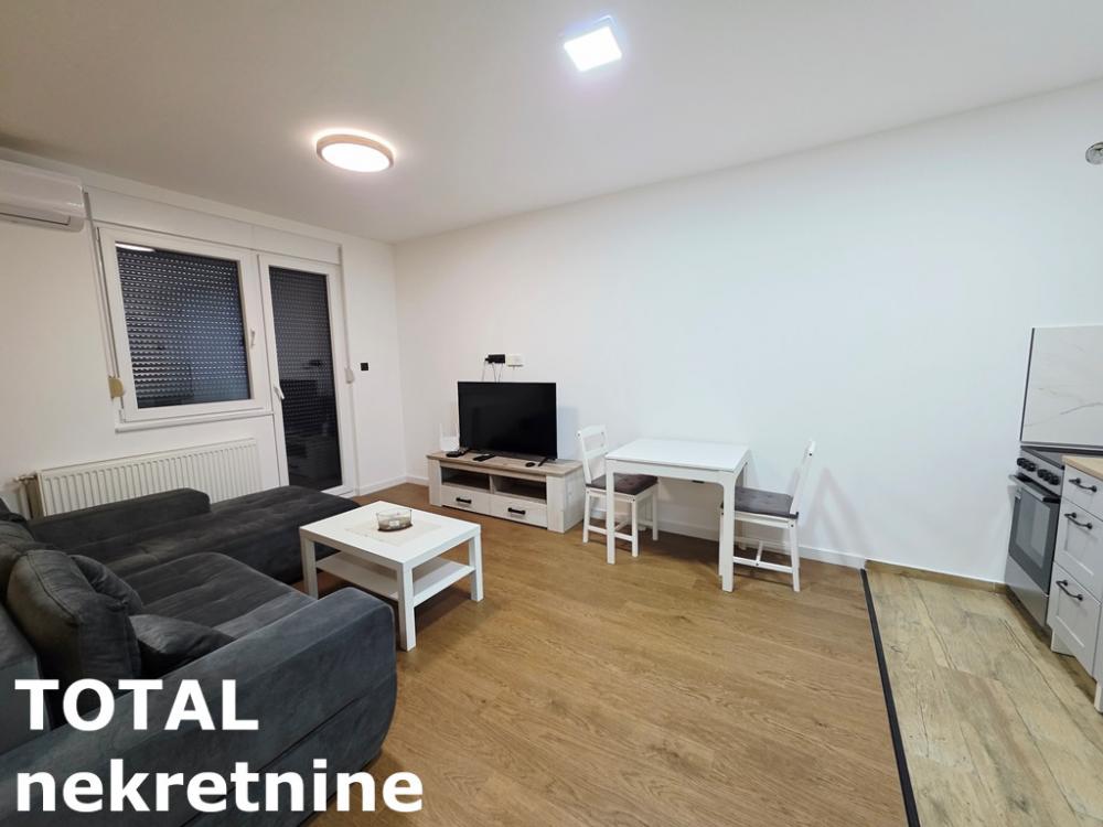 Slika 7 - Stan,NOVI SAD,PODBARA,kv: 38.00, € 133500, ID: 1102395