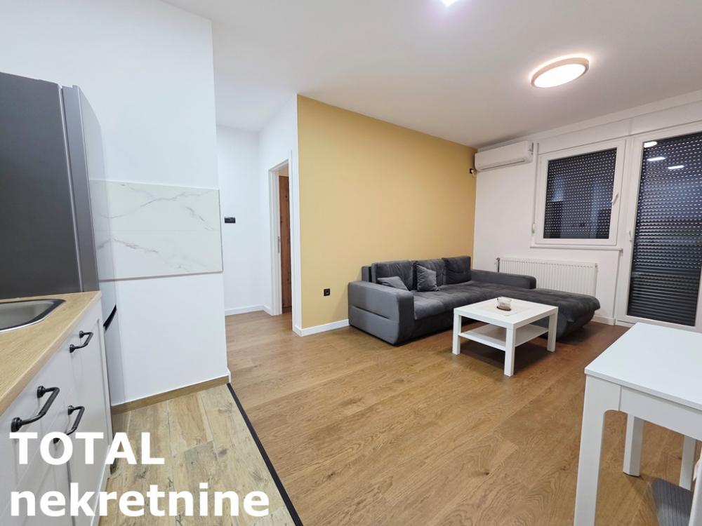 Slika 2 - Stan,NOVI SAD,PODBARA,kv: 38.00, € 133500, ID: 1102395