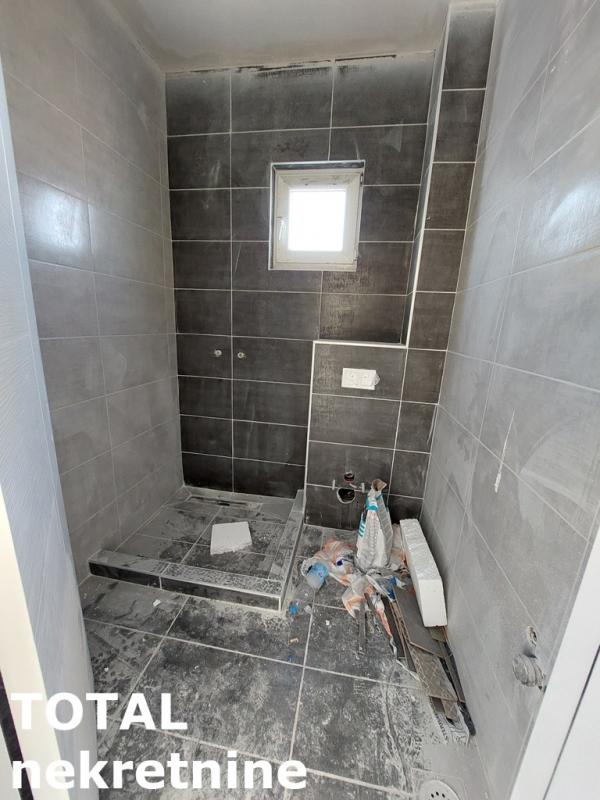 Slika 8 - Stan,NOVI SAD,ADICE,kv: 43.00, € 95000, ID: 1102135