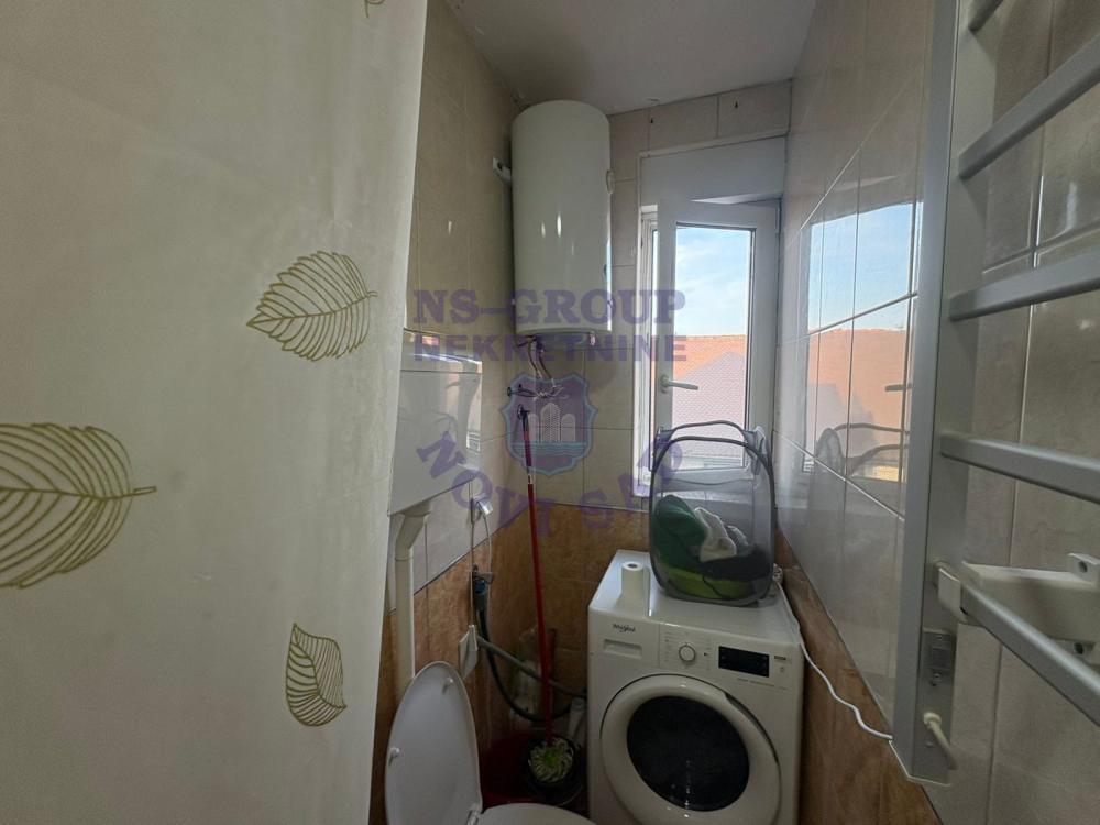 Slika 5 - 565977-Predstavljamo vam komforan dvosoban stan u blizini Bulevara patrijarha Pavla.