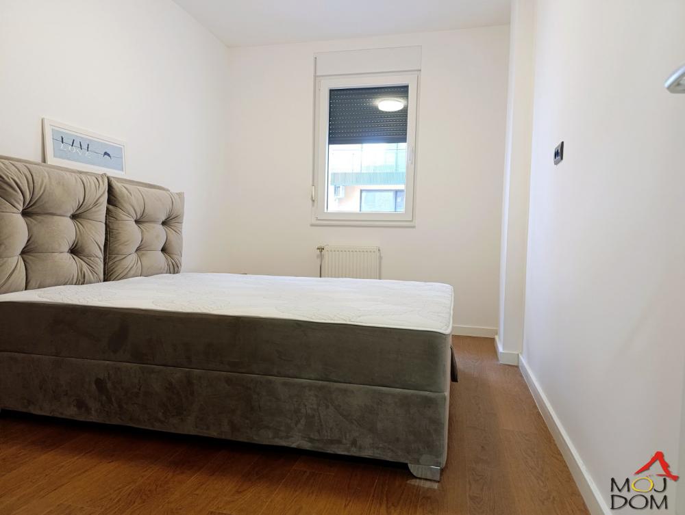 Slika 4 - Stan,NOVI SAD,PODBARA,kv: 38, € 137500, ID: 1031983