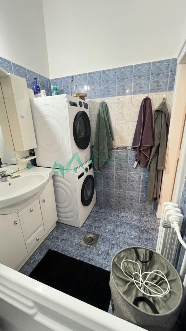 Slika 11 - FENOMENALAN DVOSOBAN, SALONSKI STAN OD 56m² U CENTRU – KEJ- izuzetna ponuda 