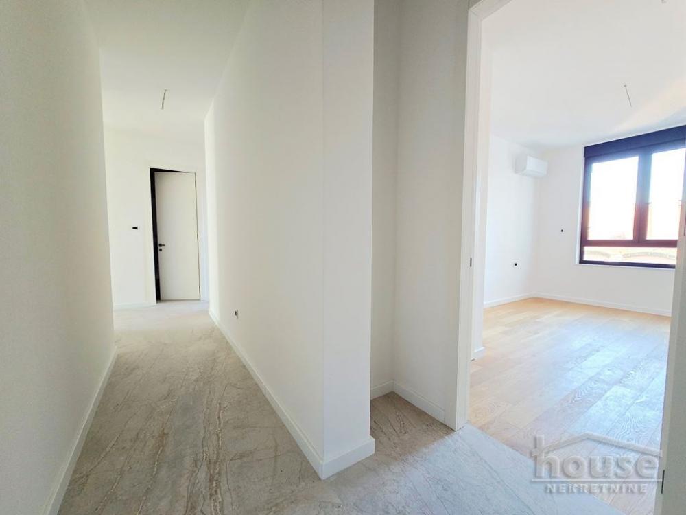 Slika 4 - Stan,NOVI SAD,CENTAR,kv: 107.00, € 529000, ID: 1065561