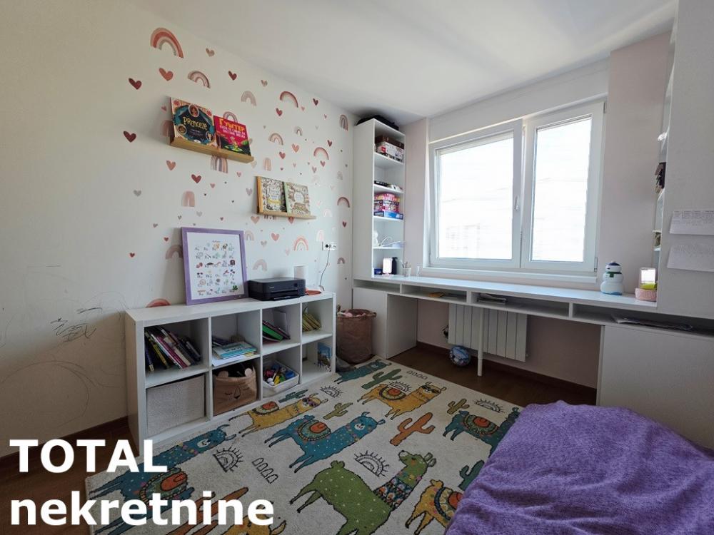 Slika 10 - Stan,NOVI SAD,BULEVAR EVROPE,kv: 65.00, € 190000, ID: 1102402