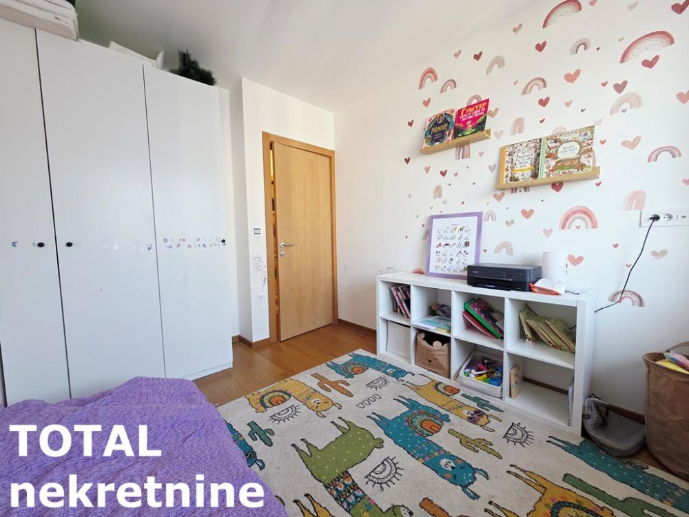 Slika 11 - Stan,NOVI SAD,BULEVAR EVROPE,kv: 65.00, € 190000, ID: 1102402