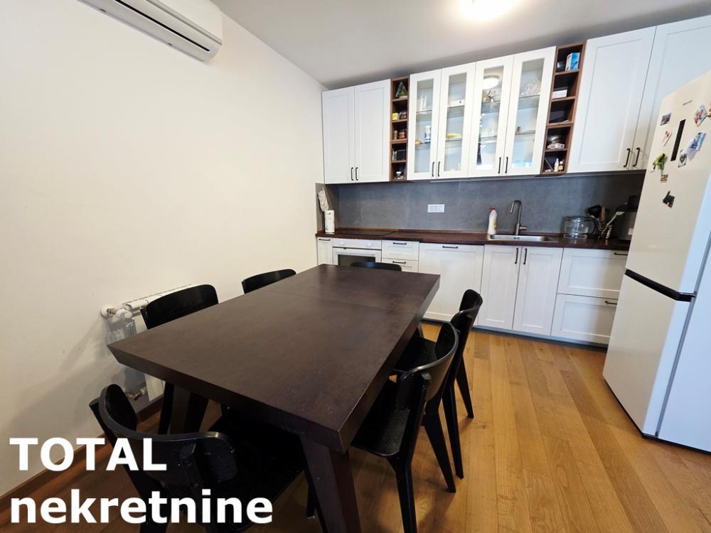 Slika 6 - Stan,NOVI SAD,BULEVAR EVROPE,kv: 65.00, € 190000, ID: 1102402