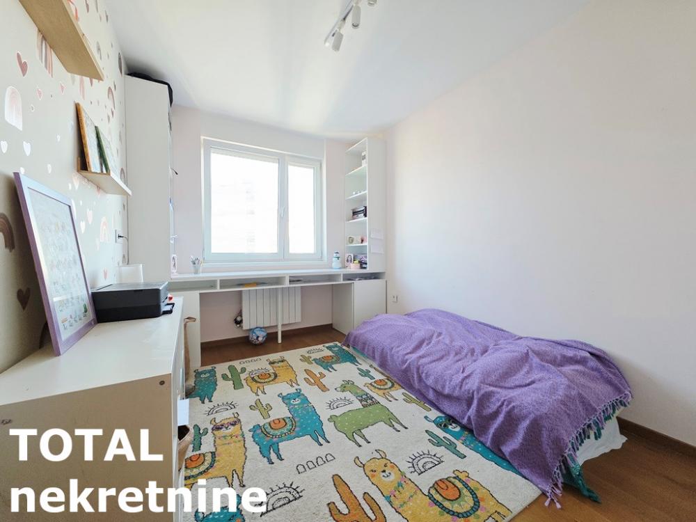 Slika 9 - Stan,NOVI SAD,BULEVAR EVROPE,kv: 65.00, € 190000, ID: 1102402