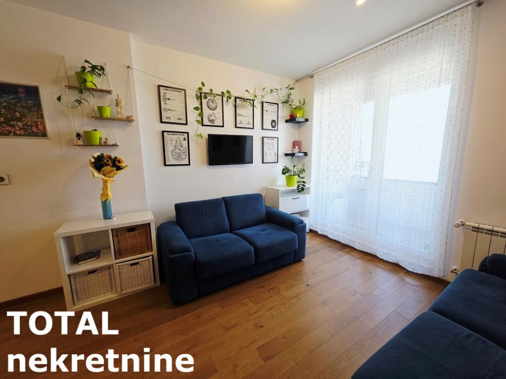 Slika 3 - Stan,NOVI SAD,BULEVAR EVROPE,kv: 65.00, € 190000, ID: 1102402