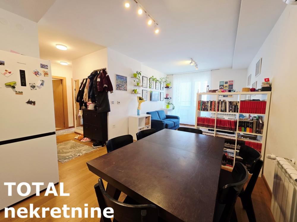 Slika 7 - Stan,NOVI SAD,BULEVAR EVROPE,kv: 65.00, € 190000, ID: 1102402