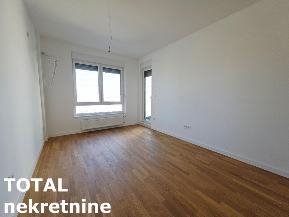 Slika 4 - Stan,NOVI SAD,NOVO NASELJE - ŠARENGRAD,kv: 55.00, € 154000, ID: 1101999