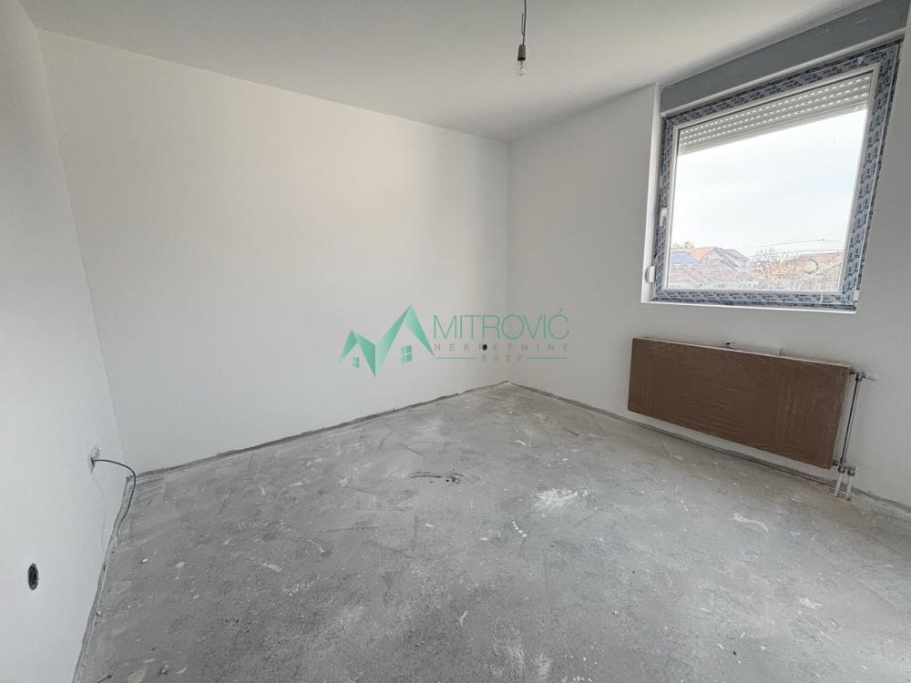 Slika 8 - PRODAJA ČETVOROSOBNOG STANA 103m2 U NOVOGRADNJI – VETERNIK 