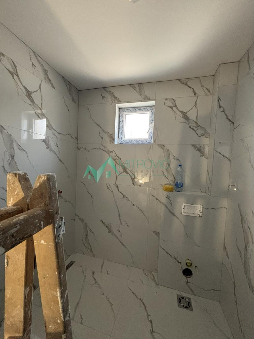 Slika 9 - PRODAJA ČETVOROSOBNOG STANA 103m2 U NOVOGRADNJI – VETERNIK 