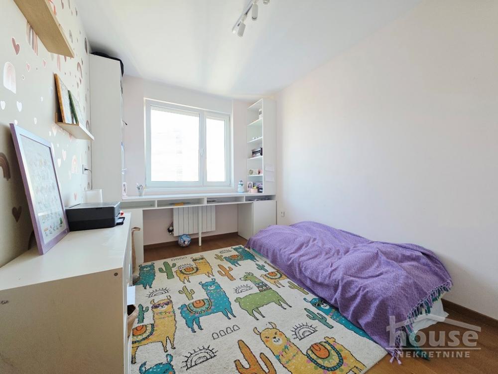 Slika 9 - Stan,NOVI SAD,BULEVAR EVROPE,kv: 65.00, € 190000, ID: 1065554