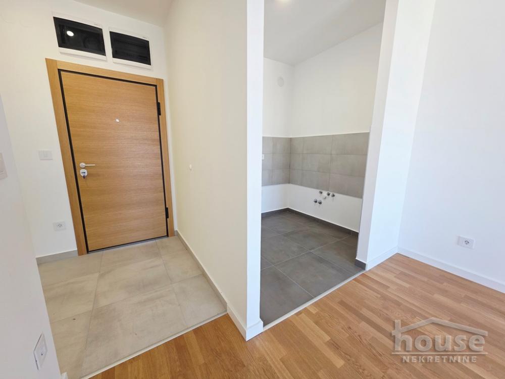 Slika 6 - Stan,NOVI SAD,NOVO NASELJE - ŠARENGRAD,kv: 55.00, € 154000, ID: 1065151