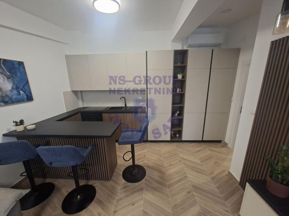 Slika 10 - DVOSOBAN - KOMPLETNO NAMEŠTEN