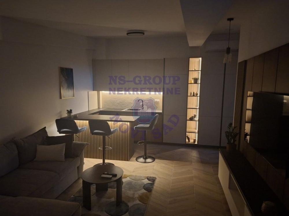 Slika 11 - DVOSOBAN - KOMPLETNO NAMEŠTEN