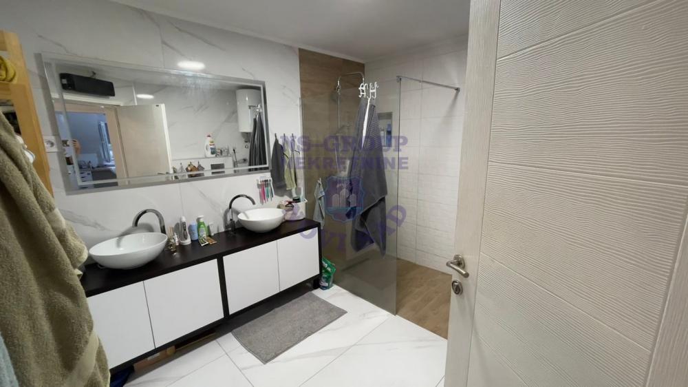 Slika 6 - Prelep, komplet namešten četvorosoban stan kod Lipovog Gaja