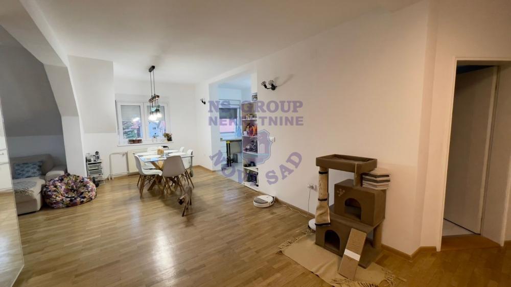 Slika 1 - Prelep, komplet namešten četvorosoban stan kod Lipovog Gaja