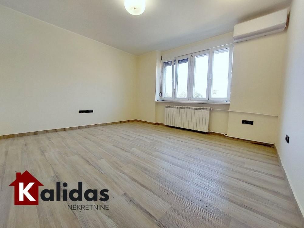 Glavna slika -Stan,NOVI SAD,CENTAR,kv: 26, € 101750, ID: 1008648