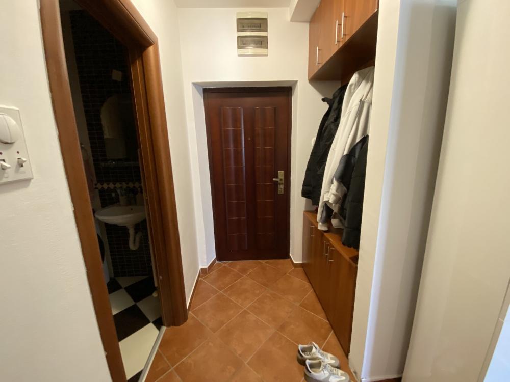 Slika 6 - Jednoiposoban, 41m2, Bulevar oslobođenja Novi Sad, sa terasom, ima lift