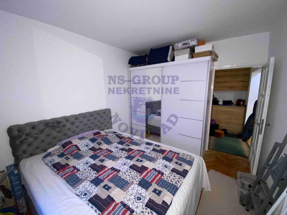 Slika 4 - Odlican dvosoban stan na Novoj Detelinari!