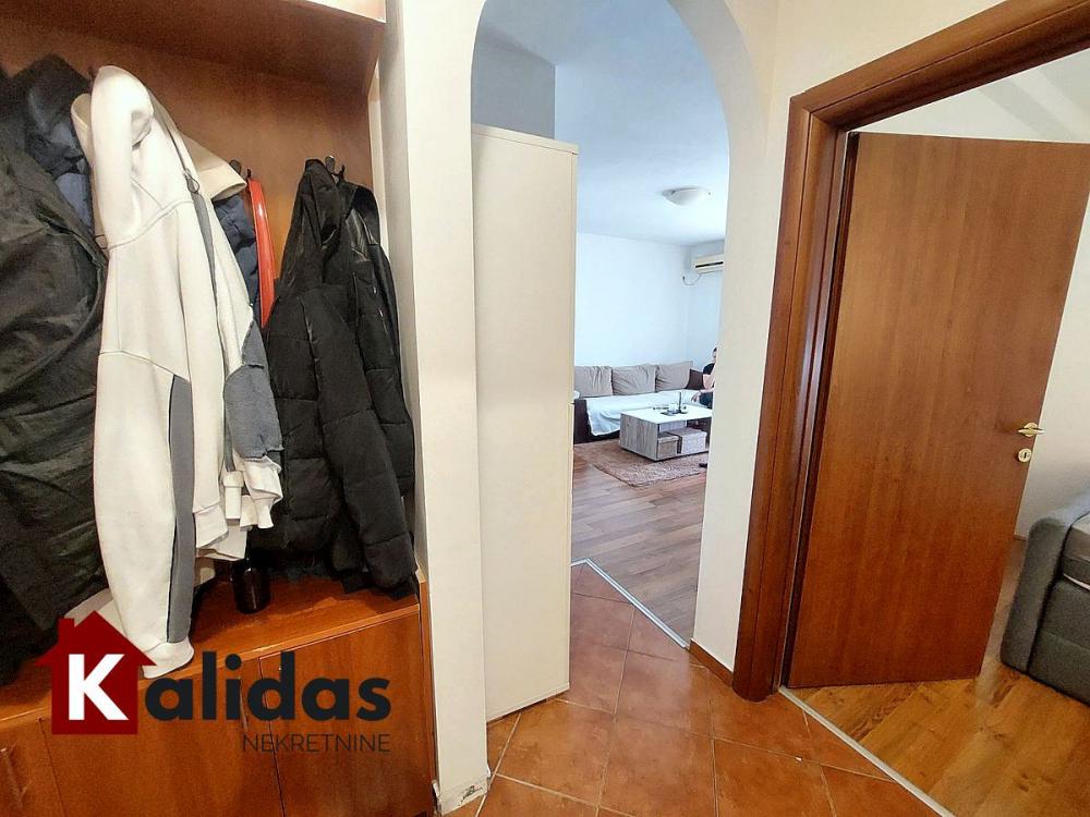 Slika 11 - Stan,NOVI SAD,BULEVAR,kv: 41, € 164800, ID: 1008652