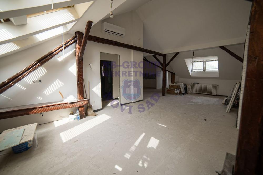 Slika 1 - Pešačka zona! Uknjižen 1/1