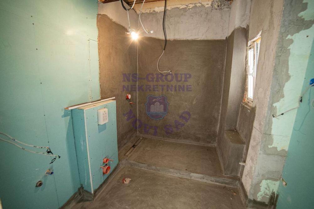 Slika 10 - Pešačka zona! Uknjižen 1/1