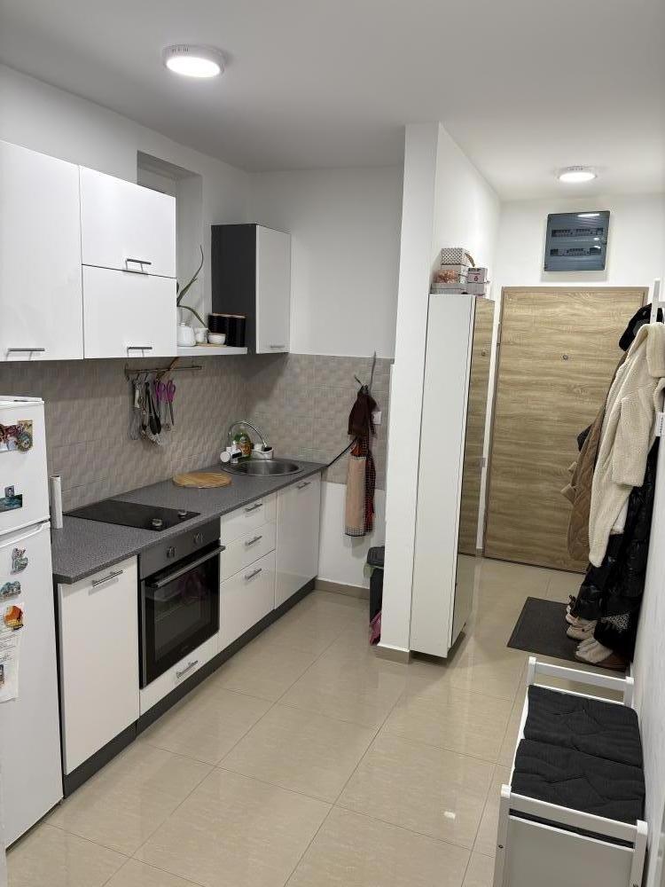 Slika 0 - Uknjižen namešten stan blizu Bul Patrijarha Pavla