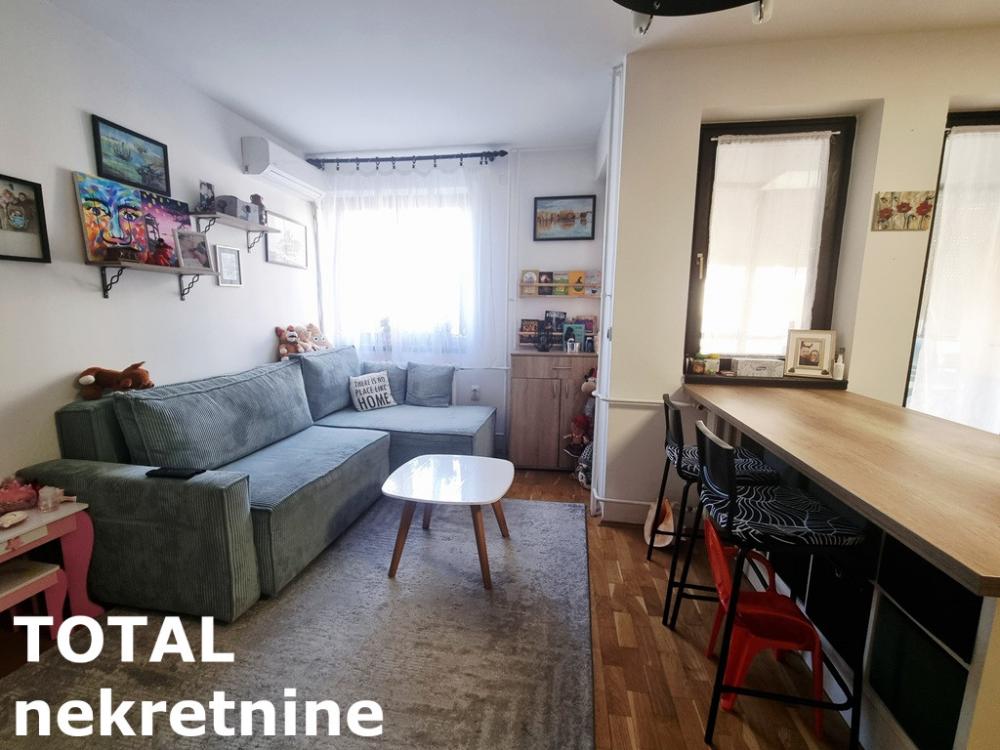 Slika 1 - Stan,NOVI SAD,NOVO NASELJE - ŠARENGRAD,kv: 44.00, € 125000, ID: 1102401