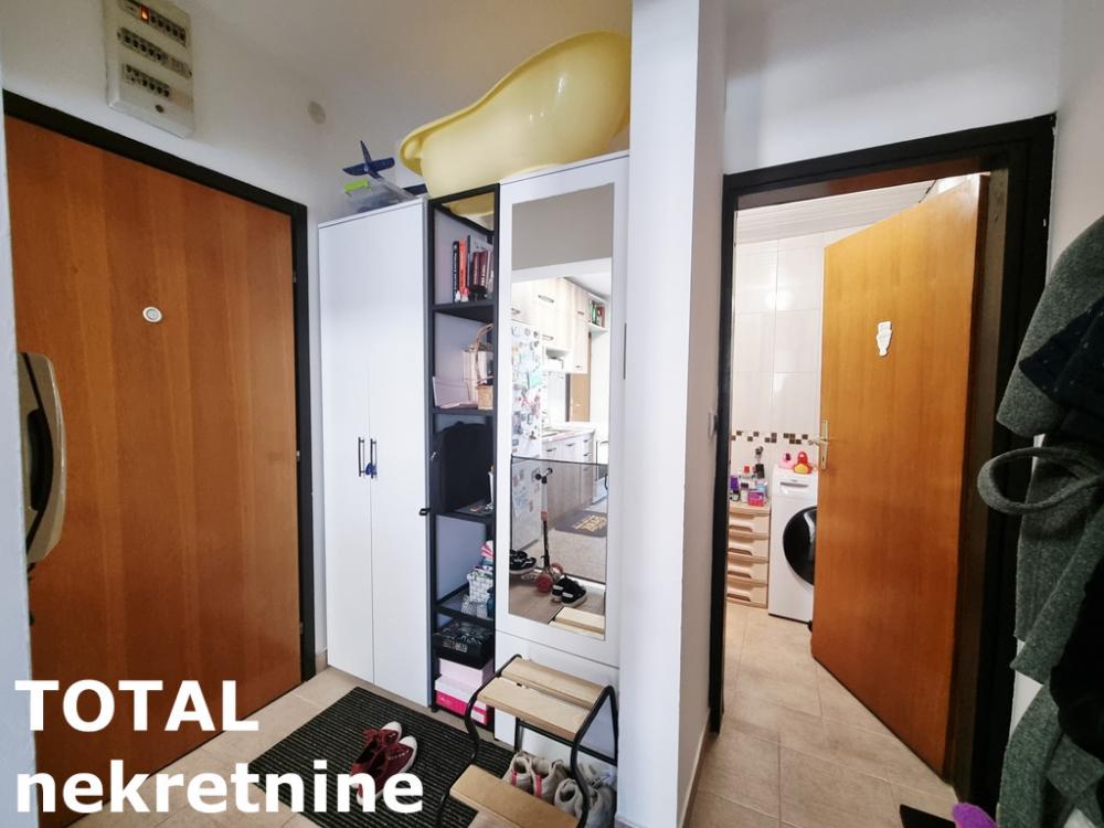 Slika 10 - Stan,NOVI SAD,NOVO NASELJE - ŠARENGRAD,kv: 44.00, € 125000, ID: 1102401