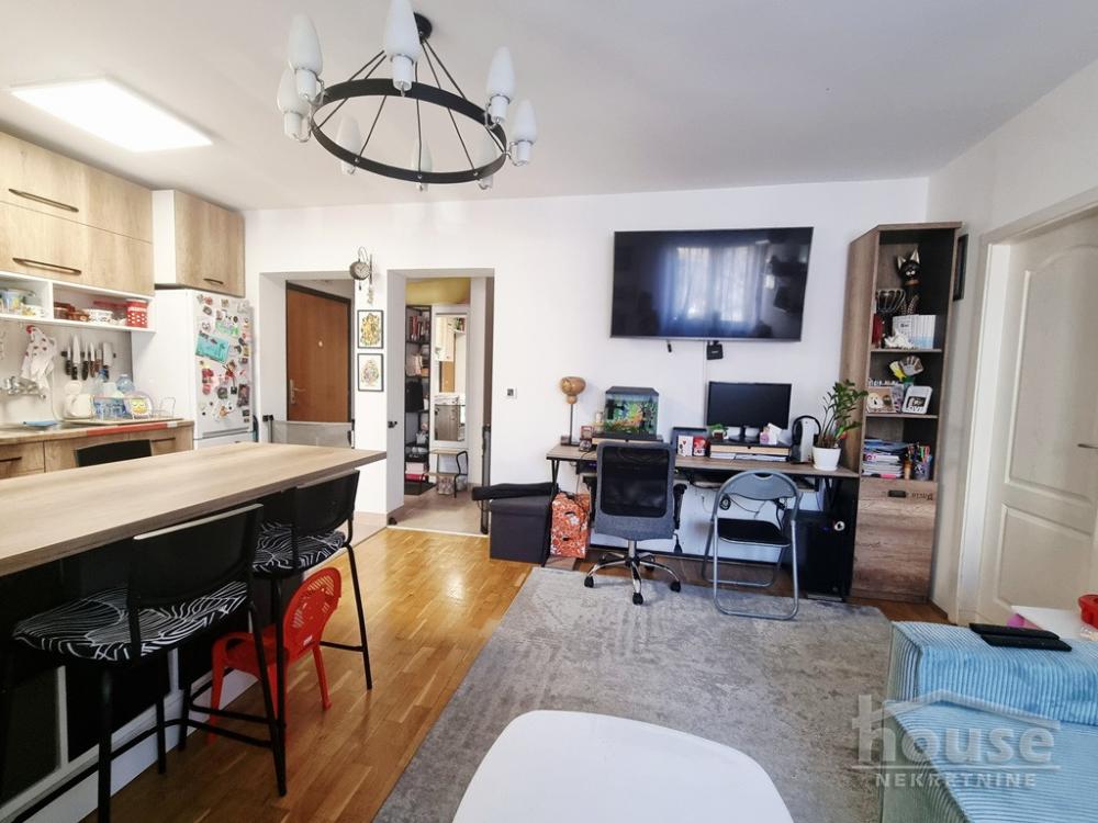 Slika 4 - Stan,NOVI SAD,NOVO NASELJE - ŠARENGRAD,kv: 44.00, € 125000, ID: 1065553