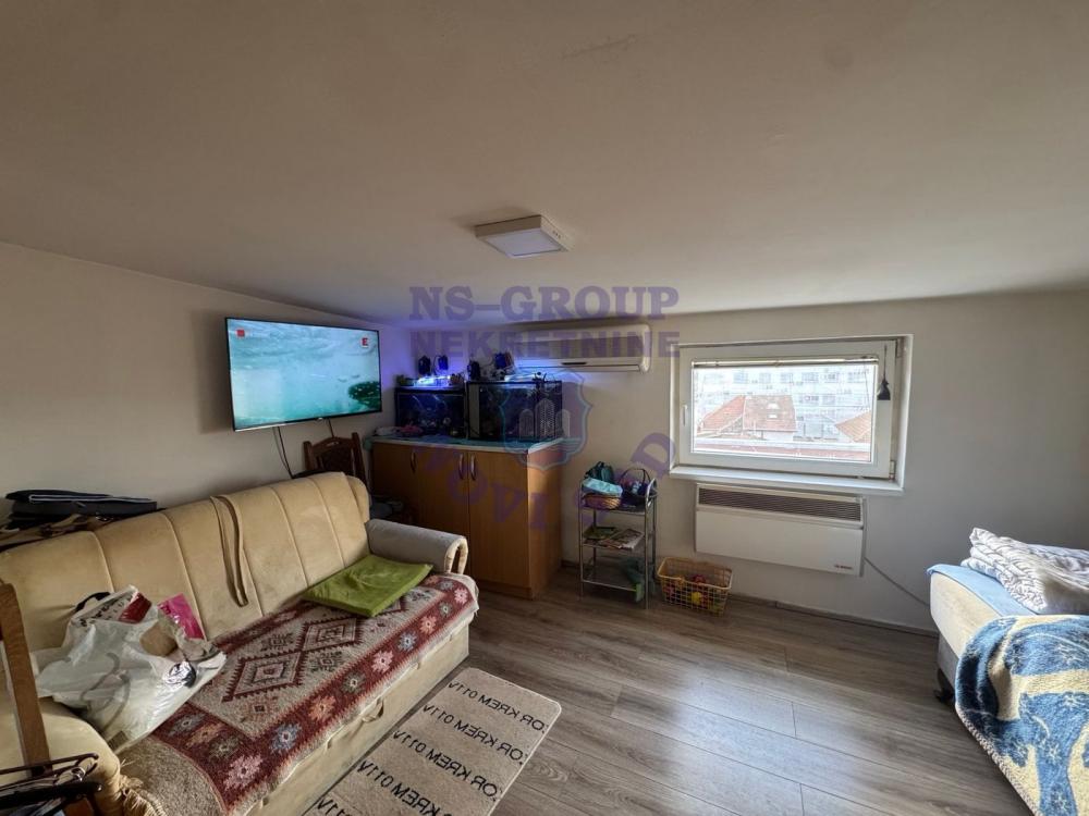 Slika 5 - Dvoiposoban, 60m2, Bulevar patrijarha Pavla (Somborski bulevar) Novi Sad