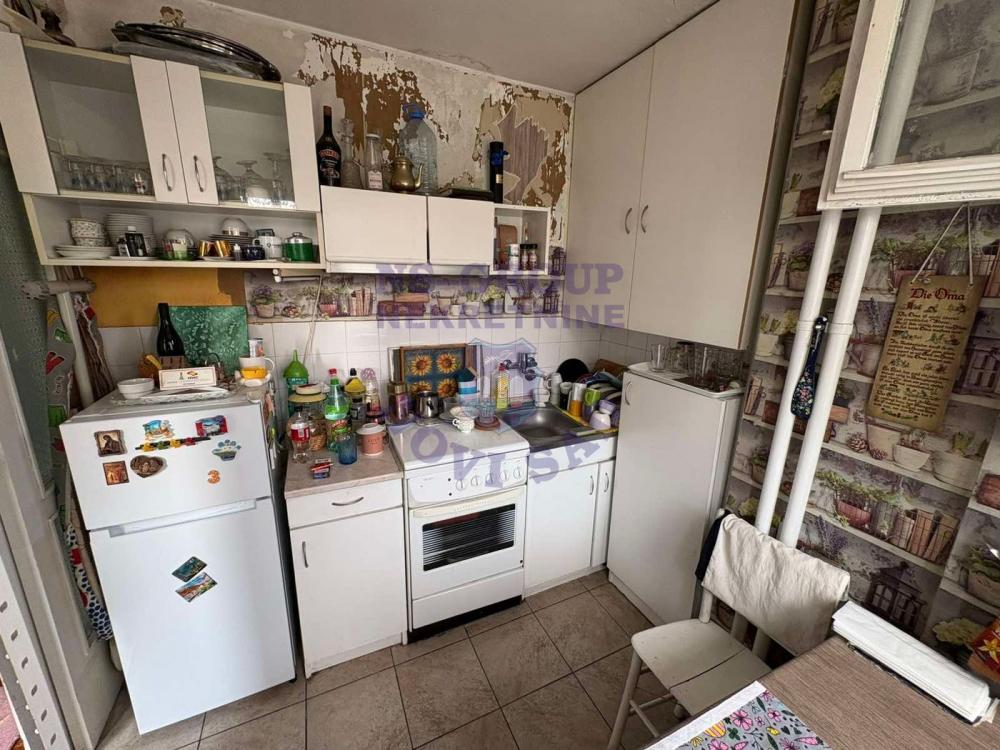 Slika 2 - Dvoiposoban, 59m2, Bulevar oslobođenja Novi Sad, sa terasom, ima lift