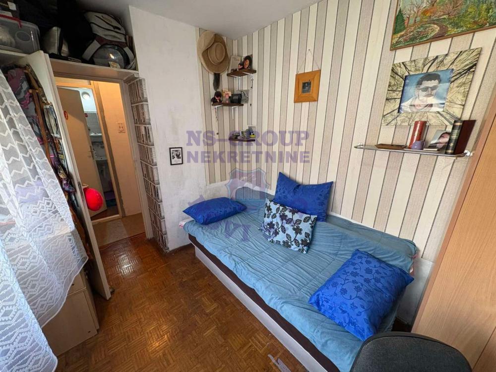 Slika 7 - Dvoiposoban, 59m2, Bulevar oslobođenja Novi Sad, sa terasom, ima lift