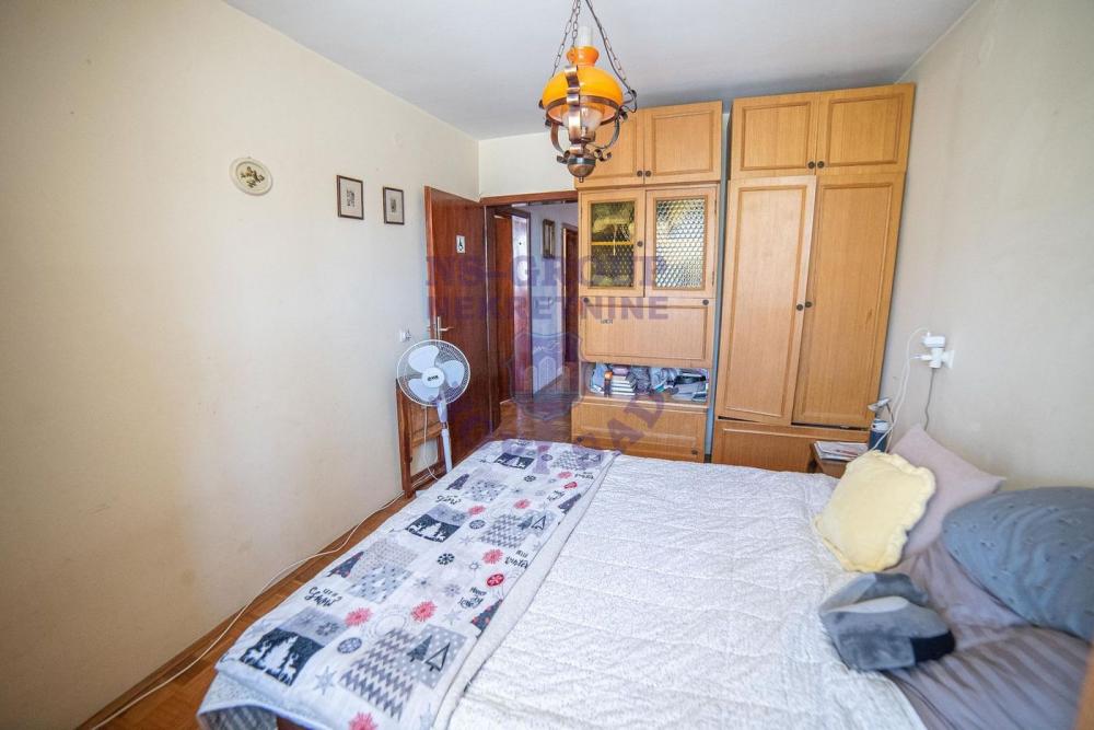 Slika 9 - SAMO KOD NAS! 86 m² PORODIČAN